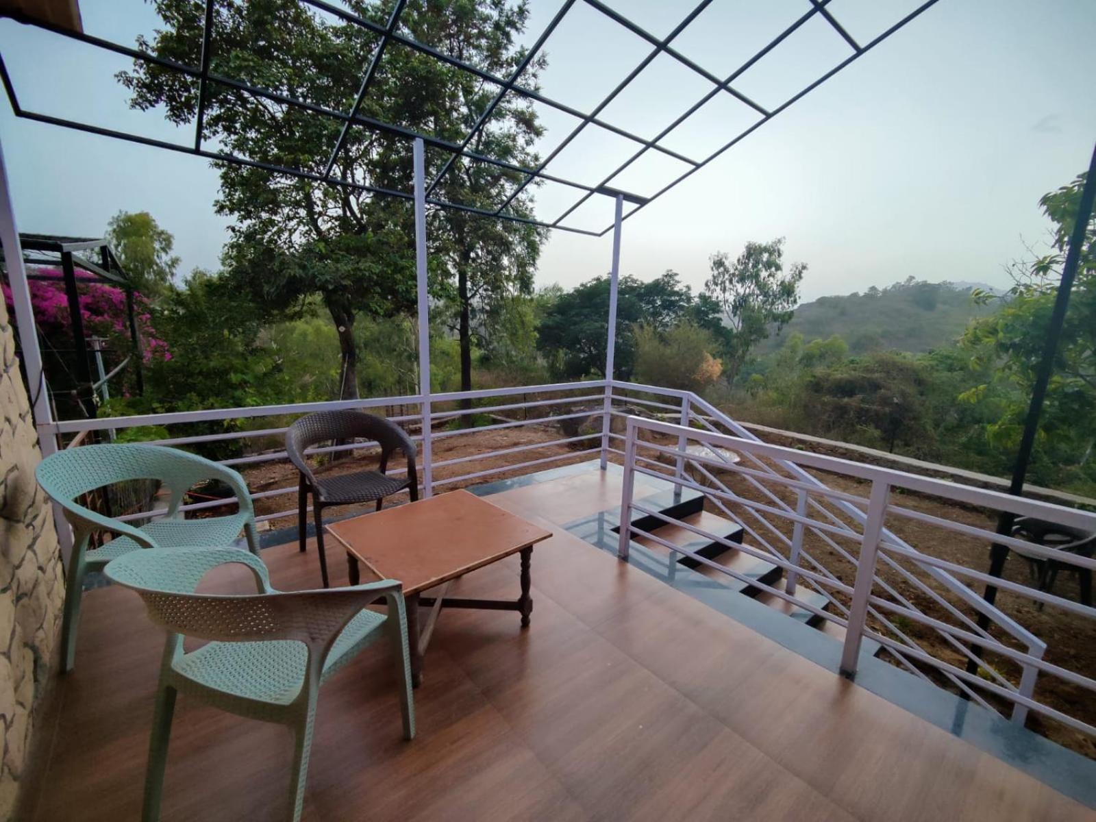 Forest Eco Lodge Ábú-hegy Kültér fotó