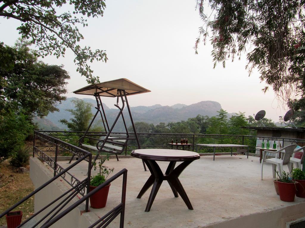 Forest Eco Lodge Ábú-hegy Kültér fotó