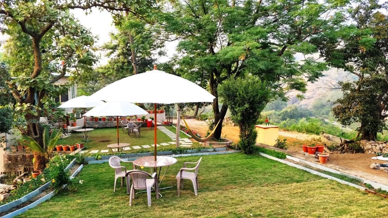 Forest Eco Lodge Ábú-hegy Kültér fotó